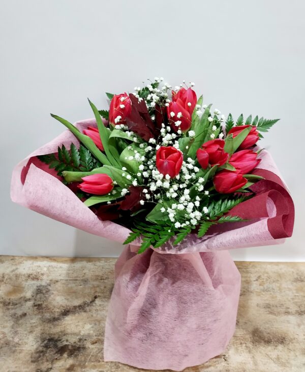 “Fiery Existence”, bouquet of 10 fiery red tulips