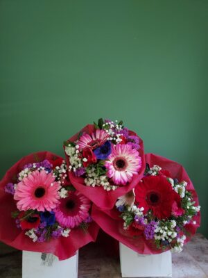 Small cute bouquet of wildflowers – per bouquet piece of flowers