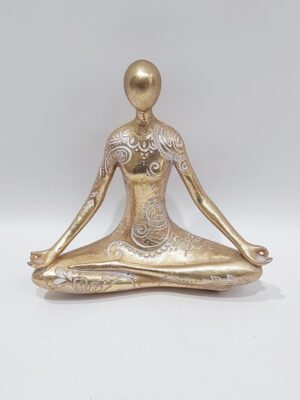 Υπέροχη φιγούρα γυναίκας yogi από υλικό ”polyrezin”18 εκ.ύψος και 18 εκ.πλάτος