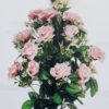 Εντυπωσιακή σύνθεση με τεχνητά λευκά τριαντάφυλλα, και πρασινάδες 65χ25 εκ.